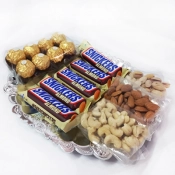 Chocolate n Dryfruit Combo Online in Hyderabad